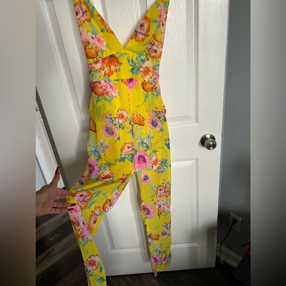 Romper/jumpsuit - Picture 2 of 7